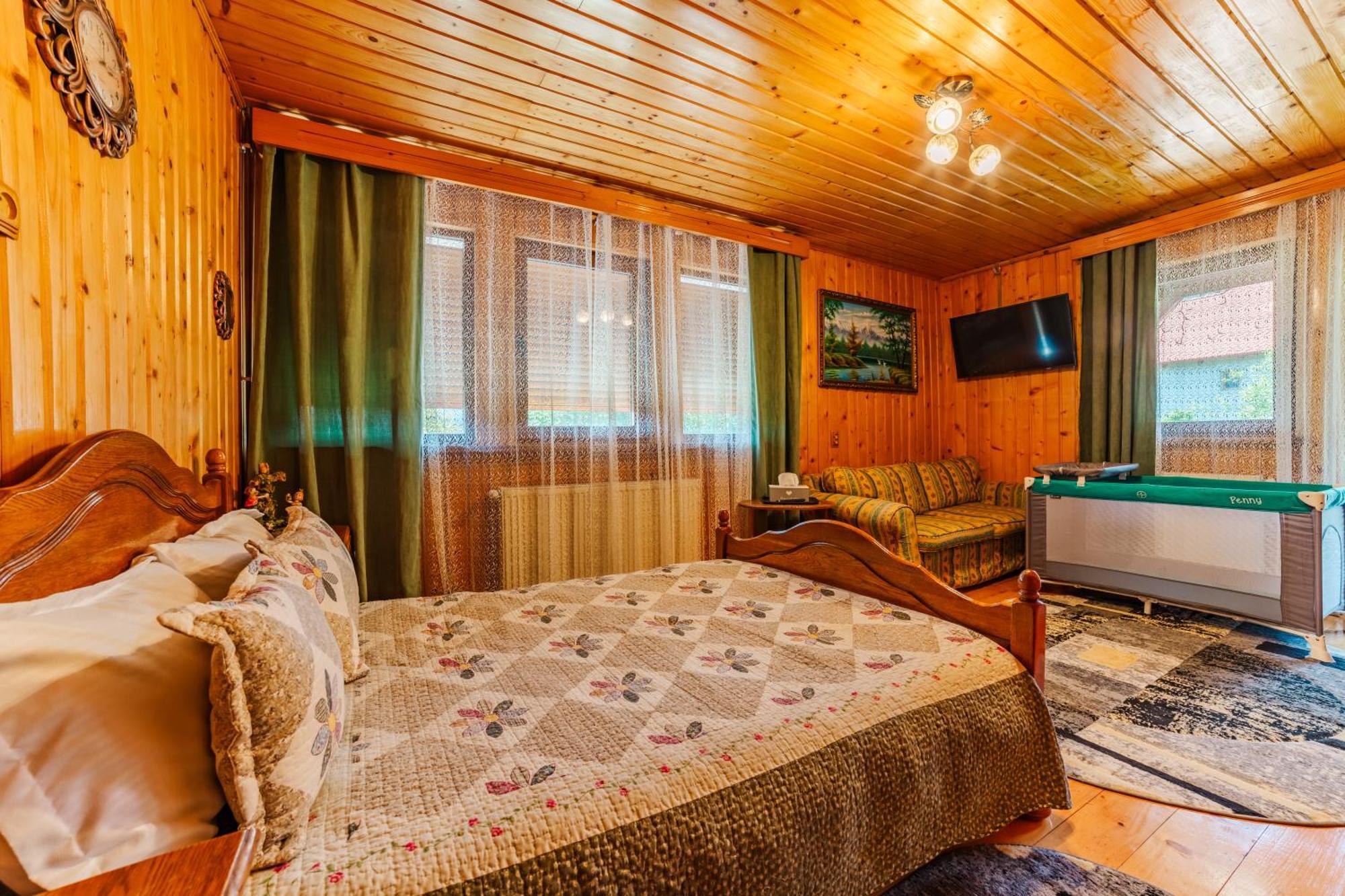 Casa Poiana Soarelui Villa Brasov Bagian luar foto