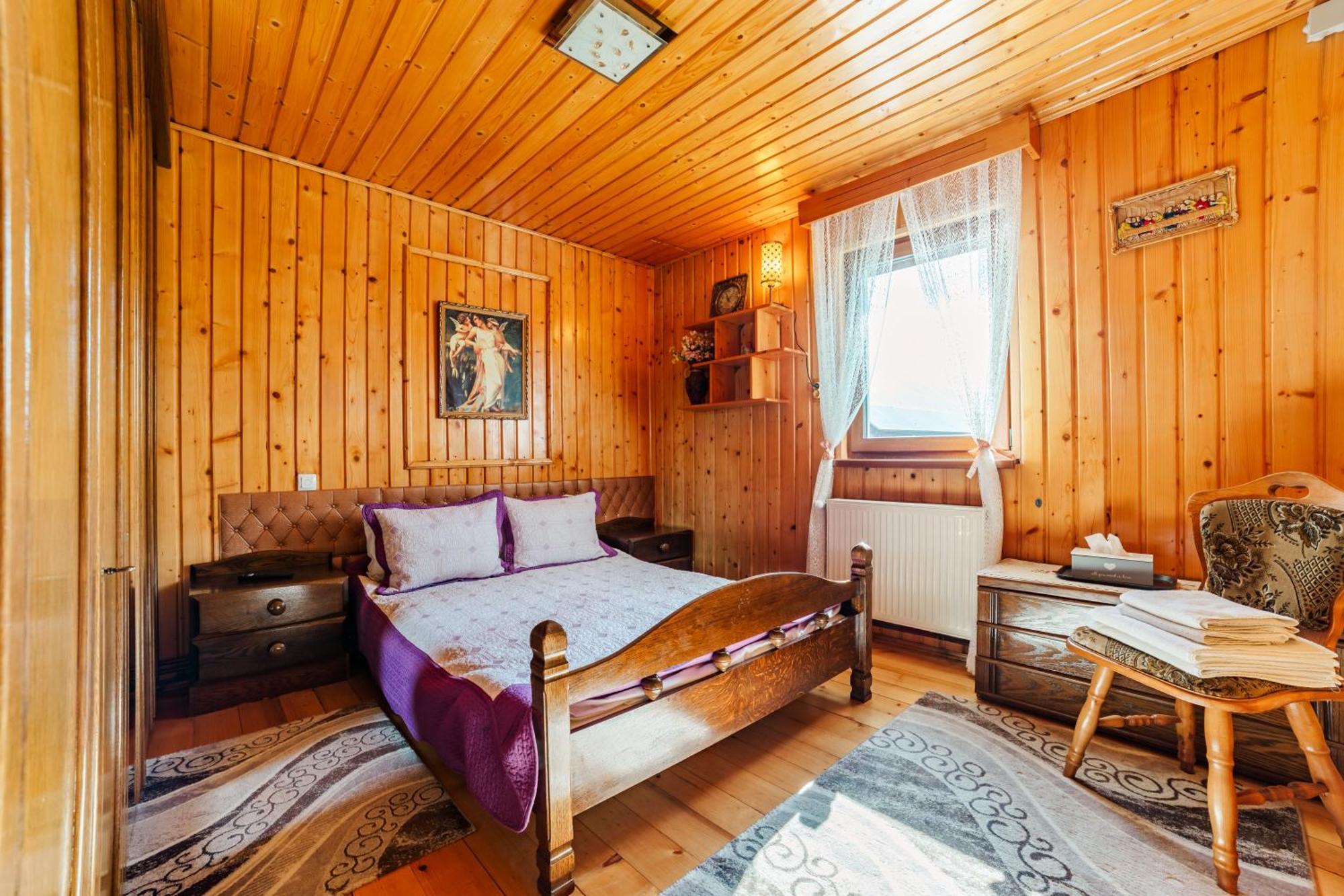 Casa Poiana Soarelui Villa Brasov Bagian luar foto