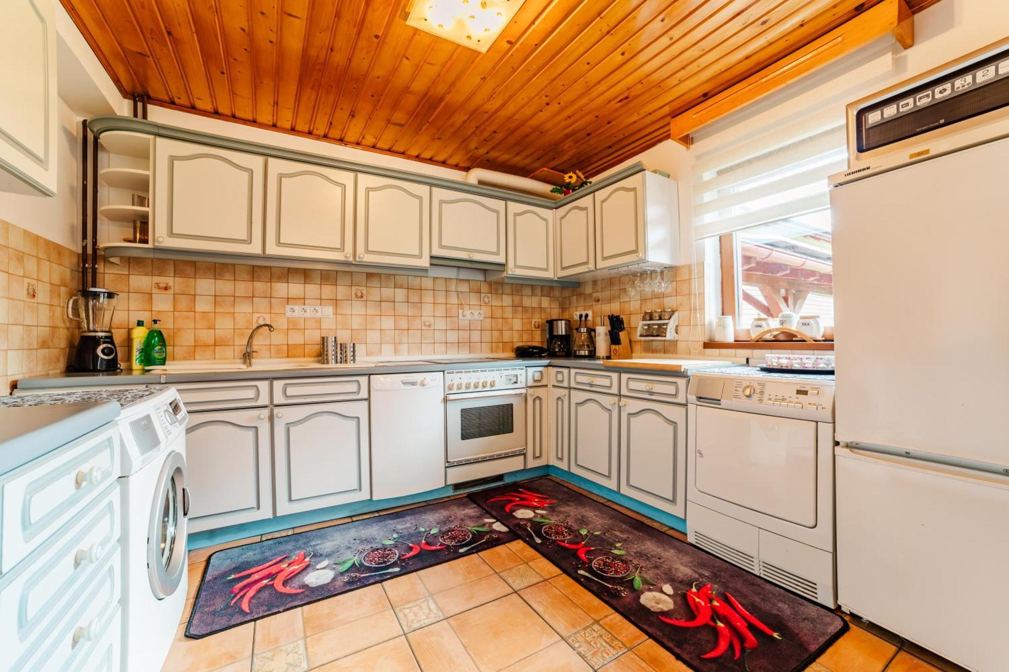Casa Poiana Soarelui Villa Brasov Bagian luar foto